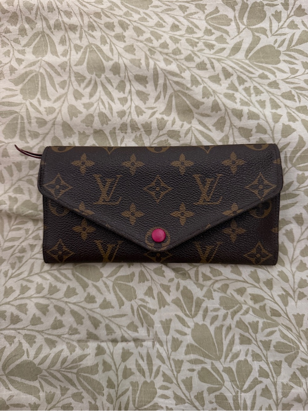 Louis Vuitton Monogram Josephine Wallet with Pink Snap Button